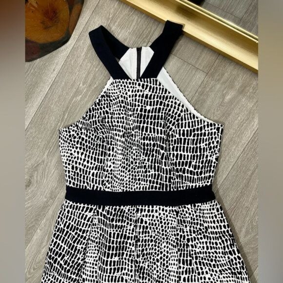 TRINA TURK Zola Fit & Flare Mini Dress White & Black Size 8 - Picture 6 of 10